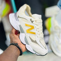 Tênis New Balance 9060